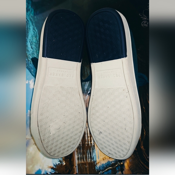 Ted Baker sneaker size 9 - Picture 7 of 7